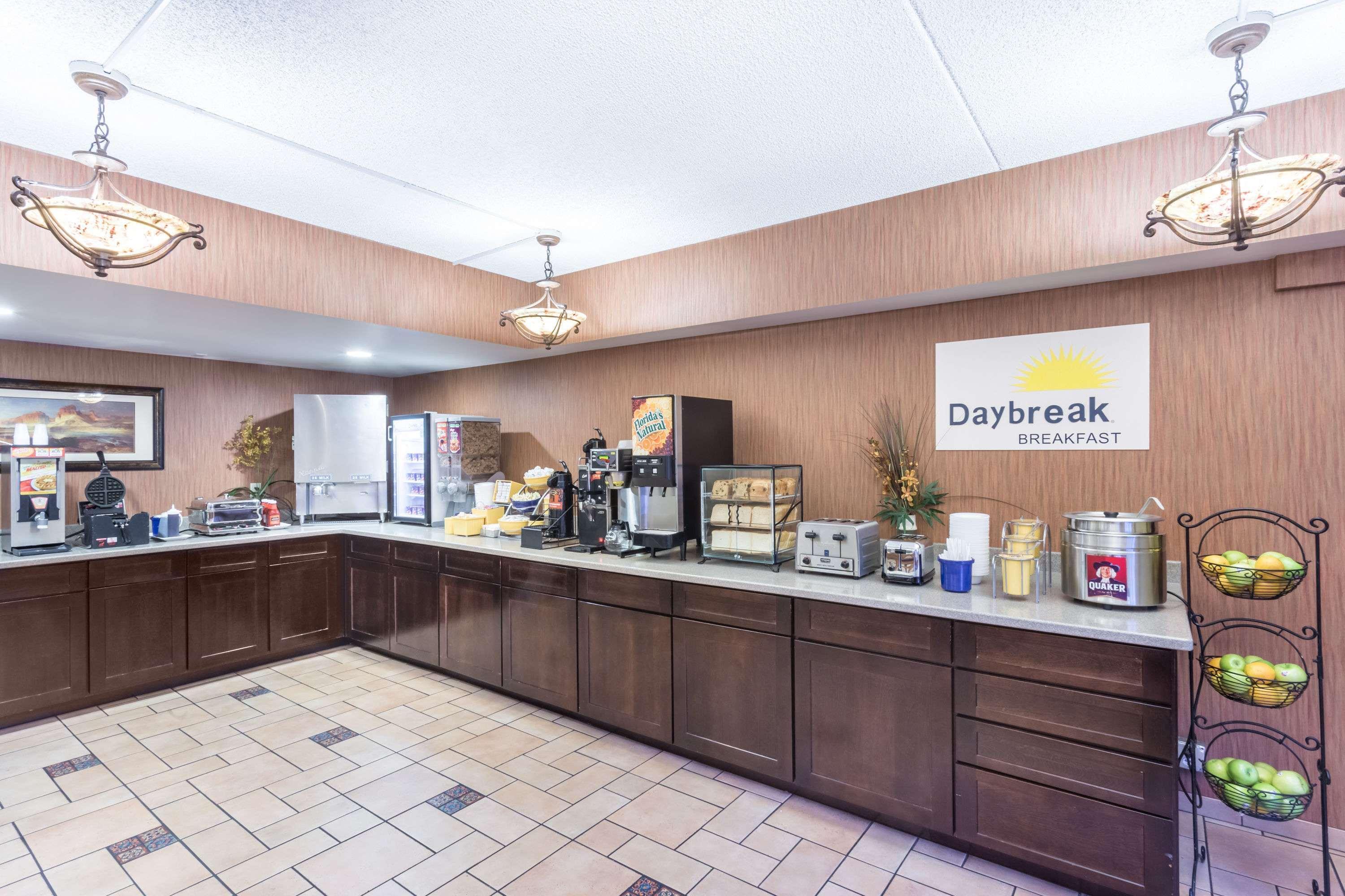 Days Inn & Suites By Wyndham Mesa Near Phoenix Exteriér fotografie