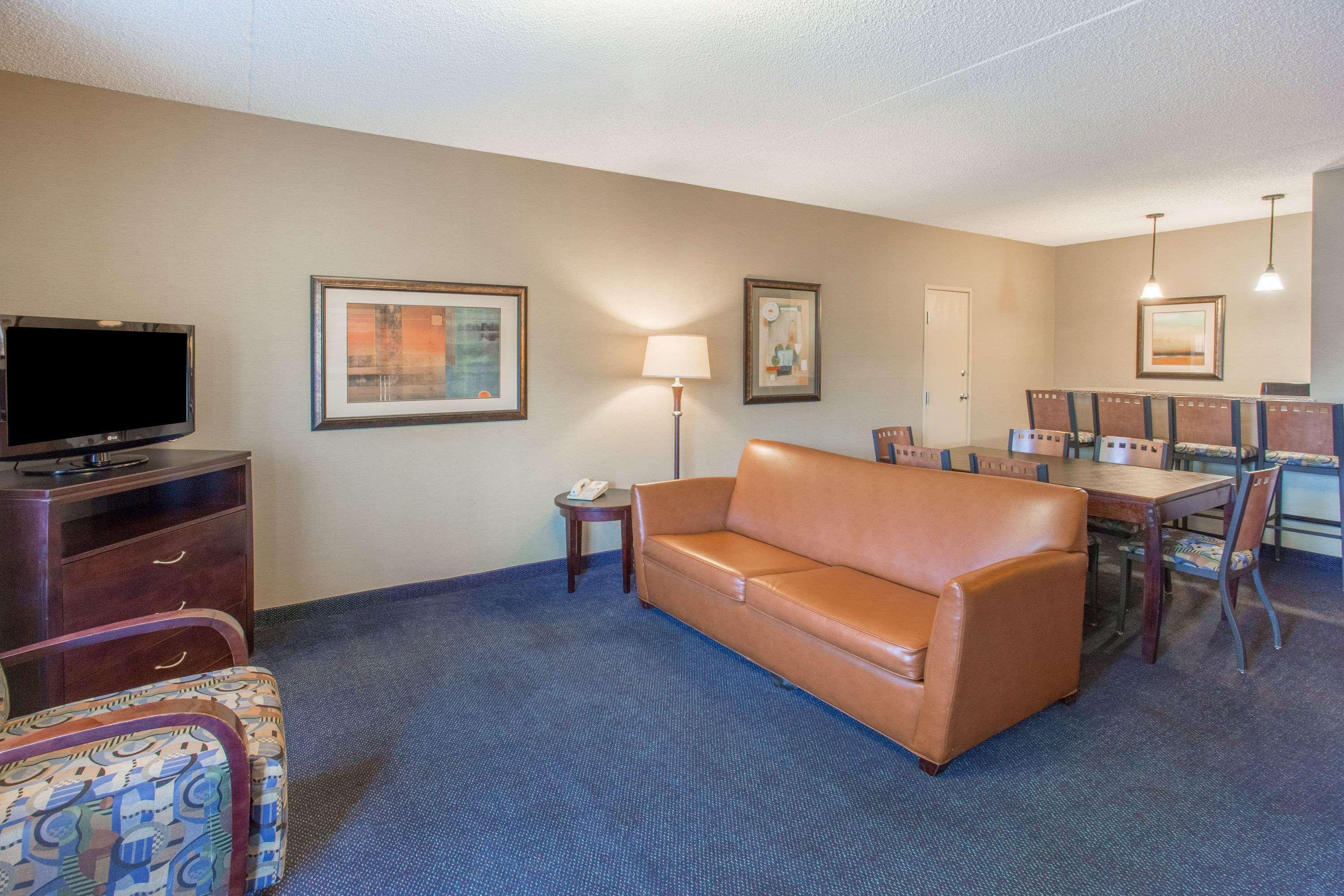 Days Inn & Suites By Wyndham Mesa Near Phoenix Exteriér fotografie