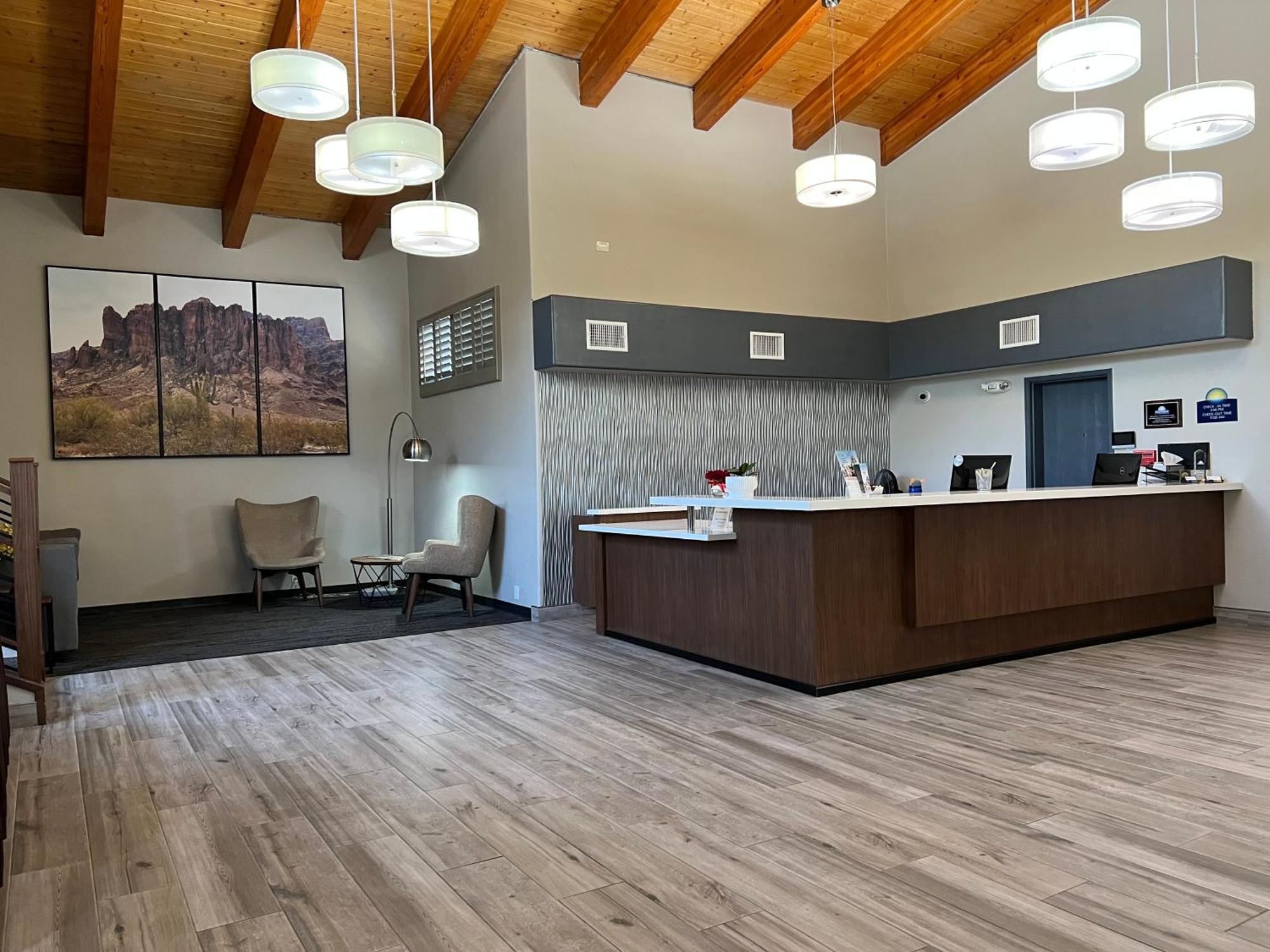 Days Inn & Suites By Wyndham Mesa Near Phoenix Exteriér fotografie