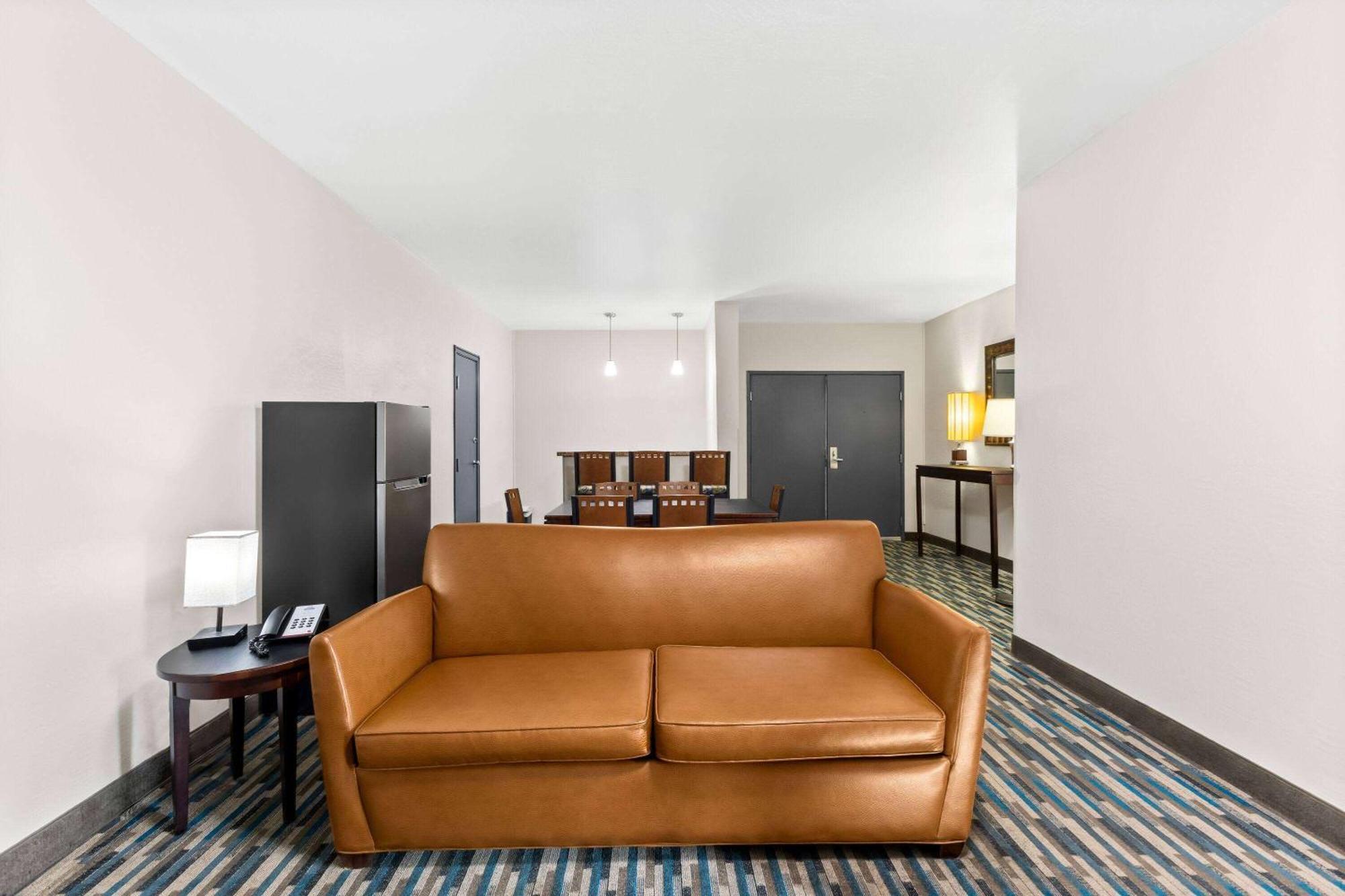 Days Inn & Suites By Wyndham Mesa Near Phoenix Exteriér fotografie