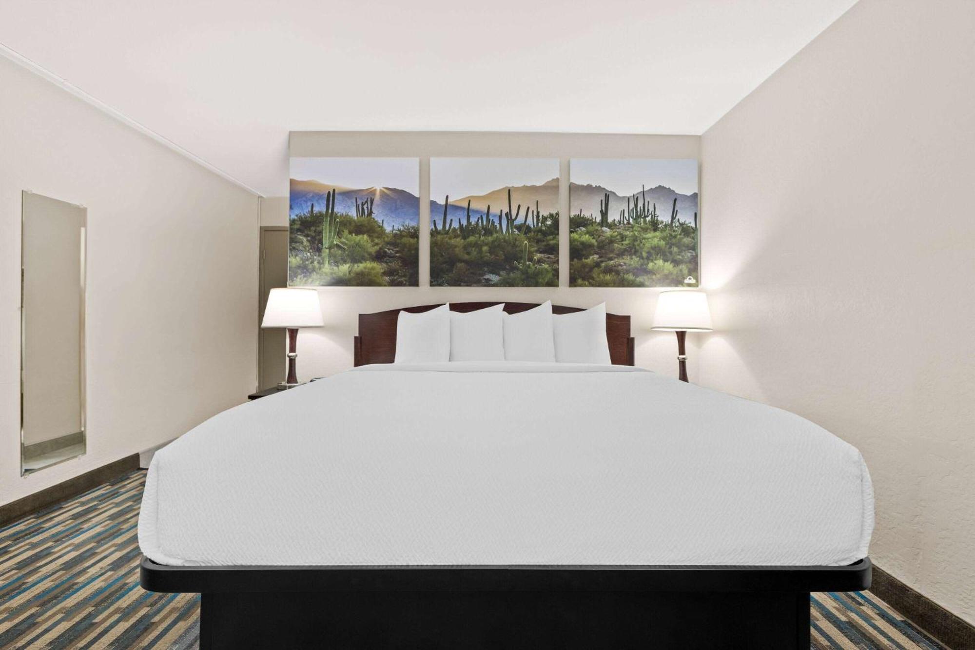 Days Inn & Suites By Wyndham Mesa Near Phoenix Exteriér fotografie
