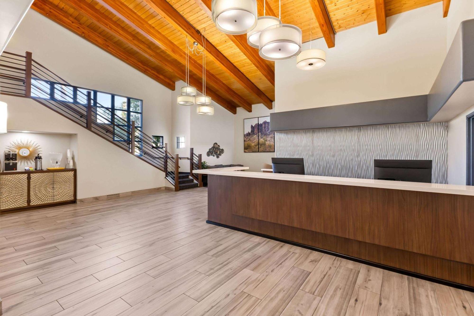 Days Inn & Suites By Wyndham Mesa Near Phoenix Exteriér fotografie